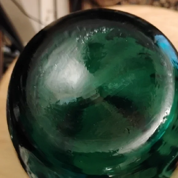 Vintage Elegant Green Glass Vase (Set Of 2) - Picture 7 of 13